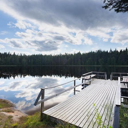 Lomaperkkioe Cottages Каяані Екстер'єр фото