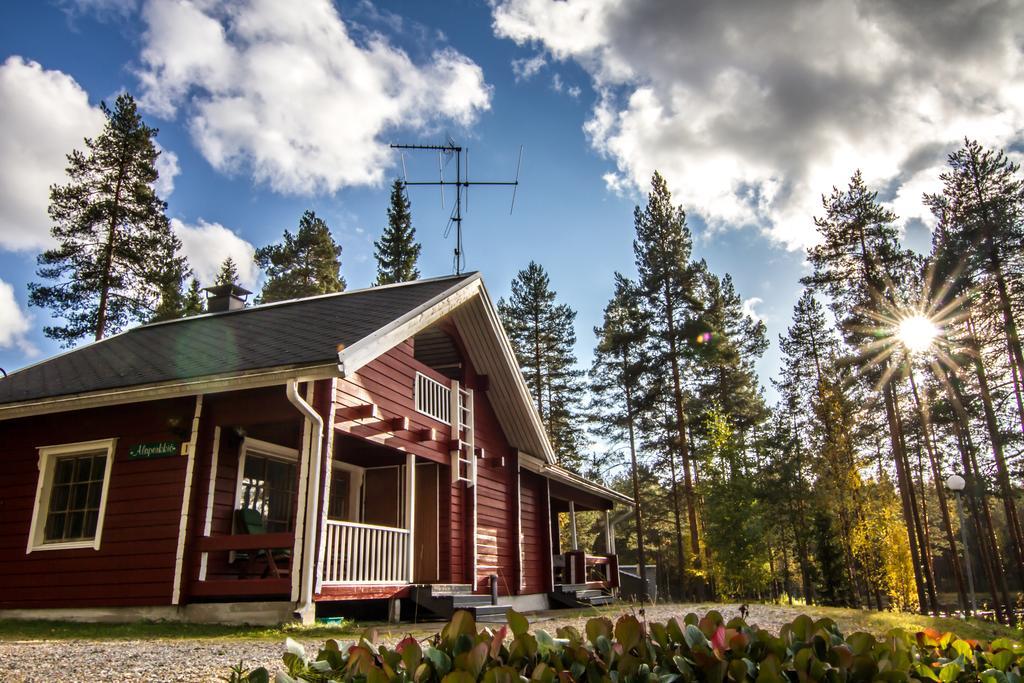 Lomaperkkioe Cottages Каяані Номер фото