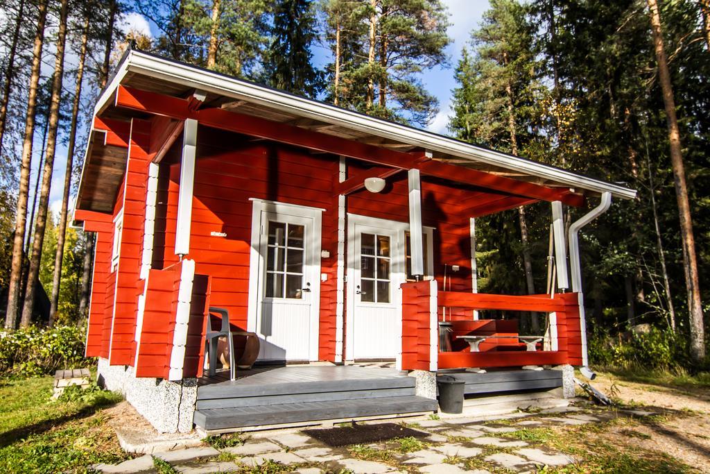 Lomaperkkioe Cottages Каяані Номер фото