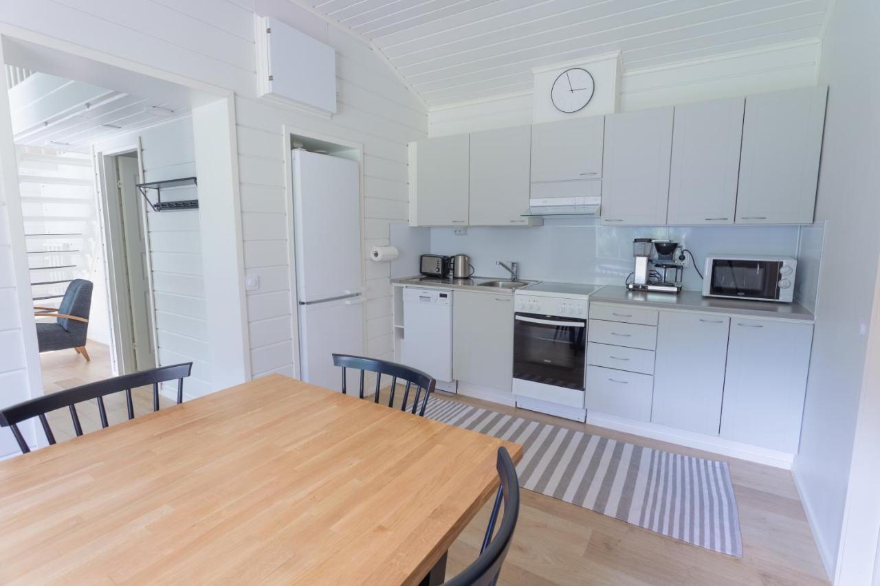 Lomaperkkioe Cottages Каяані Екстер'єр фото