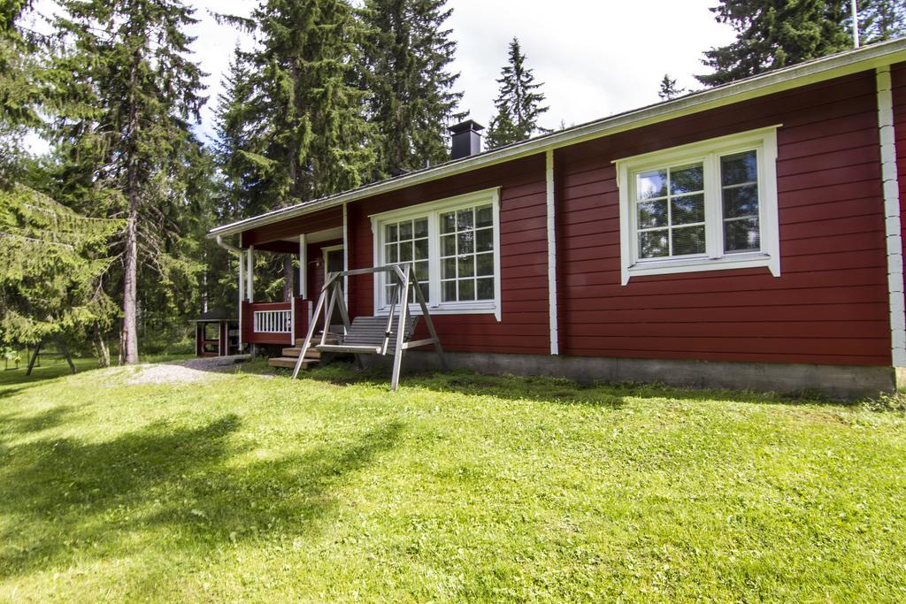 Lomaperkkioe Cottages Каяані Екстер'єр фото