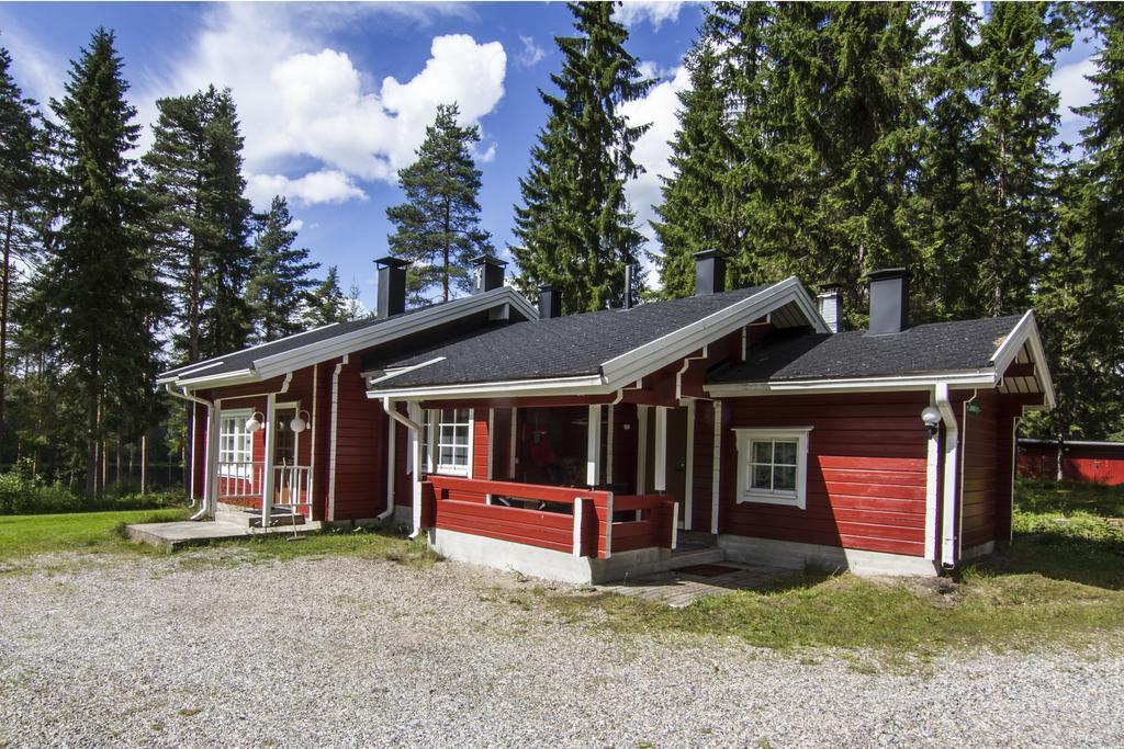 Lomaperkkioe Cottages Каяані Екстер'єр фото