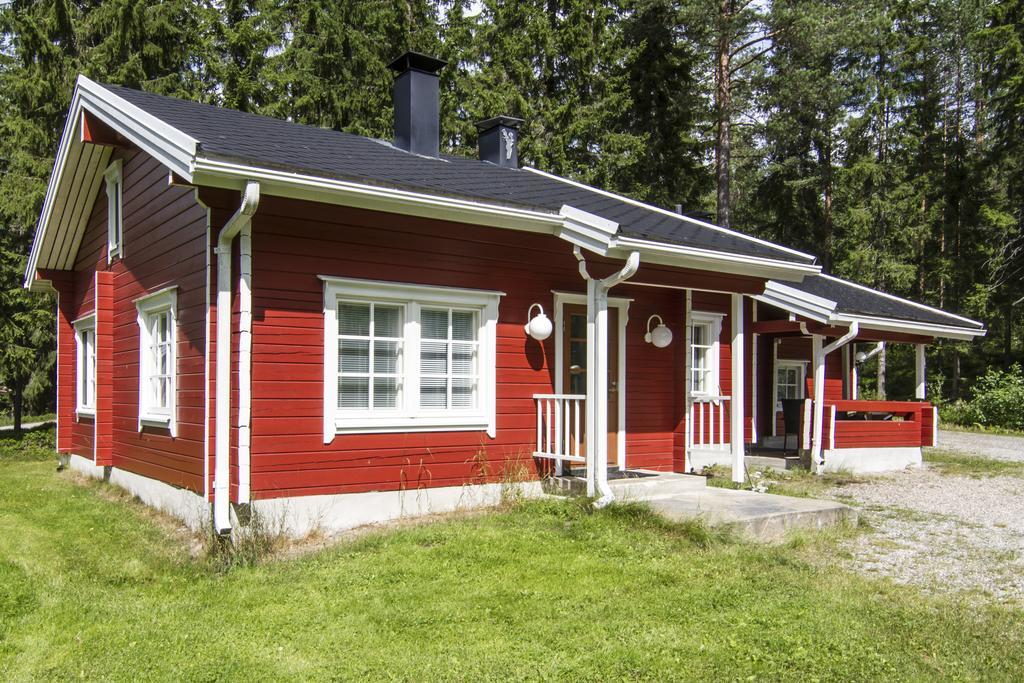 Lomaperkkioe Cottages Каяані Екстер'єр фото