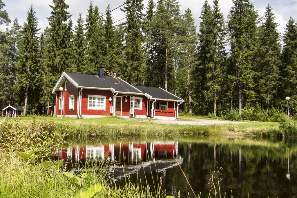 Lomaperkkioe Cottages Каяані Екстер'єр фото