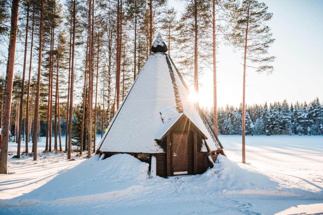 Lomaperkkioe Cottages Каяані Екстер'єр фото